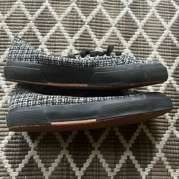 Superga tweed gray and black size 40 tennis shoe. Super cute. Gently used. - Picture 5 of 6